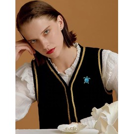 Cute Sea Turtle Shawl Brooch Pin for Women Girls Cubic Zirconia Rhinestone Ocean Animal Pins Clip Lapel Collar Sweater Scarves Dress Jackets Badge Backpacks Brooches Pins Dainty Jewelry Gifts Birthday