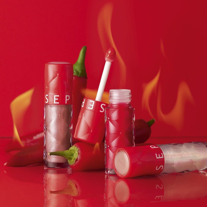Sephora Outrageous Intense Moisturising and Volumising Lip Gloss Colour 03