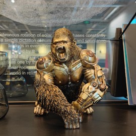 GENUINQ Steampunk Angry Gorilla Statue Fighting King Kong Hand Painted Sculpture Resin Cyborg Sci-fi Collectible Figurine with Cool Gear for Home Table Book Shelf Man Cave Decor Gold