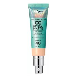It Cosmetics CC+ Natural Matte - CC Cream Base de Maquillaje 7 en 1 con Protector Solar FPS 40 Cobertura Completa para Piel Grasa, Acabado Mate, Contr