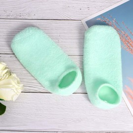 Baluue 1pair Moisturizing Gel Heel Socks for Cracked Heels Soft and Breathable Foot Care Socks Anti-crack Design for Daily Use Green