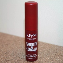 NYX Cosmetics Smooth Whip Matte Lip Cream Velvet Robe 0.13oz 4mL Full Size