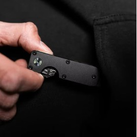 Key Organiser Replica Ridge Metal Keychain 2-6 Keys Carbon Fibre Compact Key Holder (Black Forged Carbon)