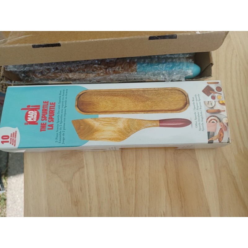 Mad Hungry® 16-PIECE ACACIA WOOD SPURTLE SET - SILICONE HANDLES