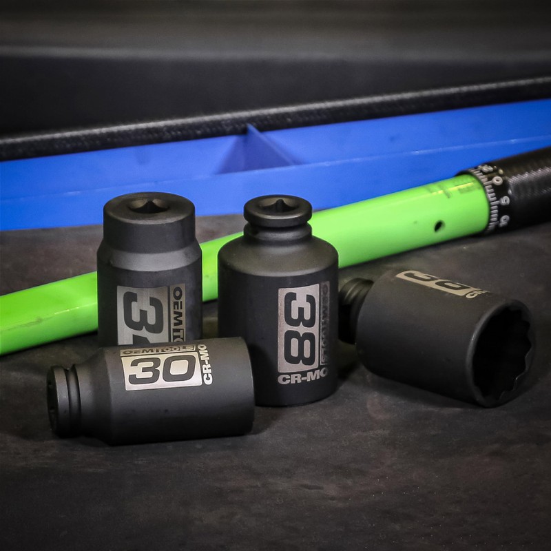 32MM AXLE NUT SKT 1/2" DR