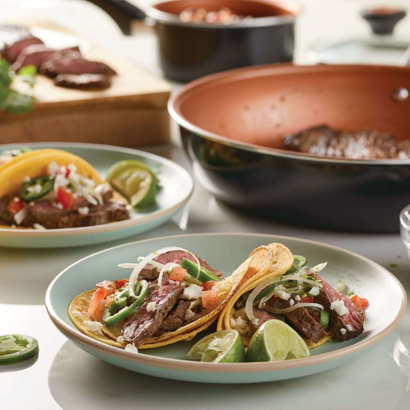 Farberware 10365 Glide Dishwasher Safe Nonstick Cookware Set / Pots