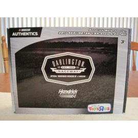 Lionel 2017 NASCAR AUTHENTICS HENDRICK MOTORSPORTS DARLINGTON 1:64 SCALE DIECAST SET