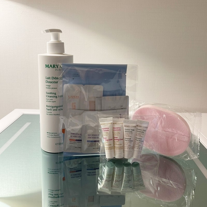 Mariko Soothing Cleansing Milk 500ml + 4 types of Mariko