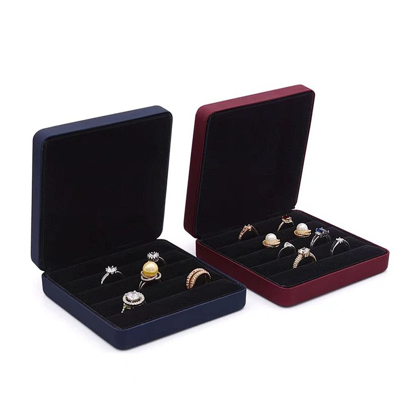 sadkew Small Ring Organizer Box, Portable Rings Jewelry Holder Case,