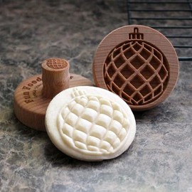 Fun Food Tools, Wood Cookie Stamp, 2.5 Inch (Ornament CS-092)