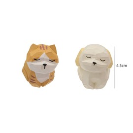 Kopida Small Wooden Dog Figurine Cat Figurine, 1.77 Inch Handmade Carved Wood Cat Dog Unique Lovely Art Carving Work for Home Decoration Collectible
