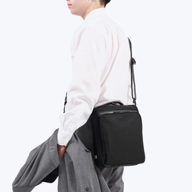 Ace Jean No. 54553 Men's Shoulder Bag, Lightweight and Strong, 10.6 oz (300 g), Compatible with B5 Sizes, Flex Light Fit, Removable Shoulder Strap, 2-Way Crossbody Bag, Smaller, navy