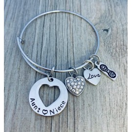 Infinity Collection Aunt Niece Bracelet, Aunt Gift Engraved The Love between an Aunt and Niece Lasts Forever Relationship Bracelet for Women Best Aunt Ever Gifts from Niece