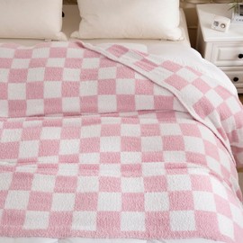 YIRUIO Throw Blanket Checkered Chessboard Fluffy Fuzzy Warmer Comfort Reversible Super Soft Cozy Decor for Home Bed Couch Sofa Room (Pink, 51'' X 63'')
