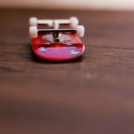 NOAHWOOD NW14.0 Fingerboard Complete (Short Nose Short Tail Deck 98x35.5mm 5-Layer Color Maple Pro concave Design Mini Skateboard Deck) +Pro 36mm Hex Silvery Truck + White Wheel (Target)