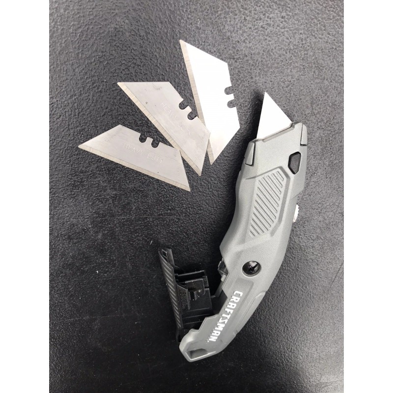 CRAFTSMAN Standard Utility Knife With 4 Blades