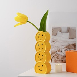 Smile Face Vase Yellow Ceramic Home Decor for Flowers and Plants,A Happy and Creative Small Vase Suitable for Modern Style, Decorates Living Room,Dining Table,Office, Bookshelf, Good Mood.
