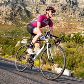 YUNSCM 2-PCS 700C Bike Tires 700X32C/32-622 60TPI and 700C Bike Tubes Schrader Valve with 2 Rim Strips Compatible with 700 X 30-34C Bike Bicycle Tires and Tubes (W-3107)