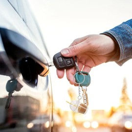 ARFUKA Keyring Acrylic Bubble Tea Cup Keychain Cute Key Holder Bag Charm Backpack Decoration Accessories for Women & Men