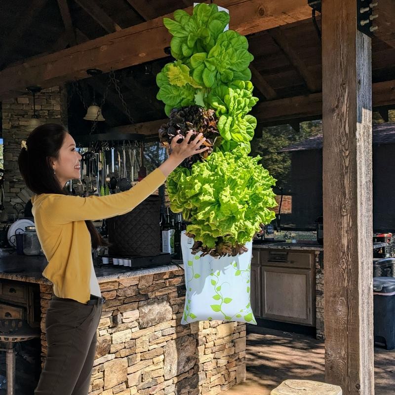 GrowMesh Stand & Hydroponic Garden 16 plant