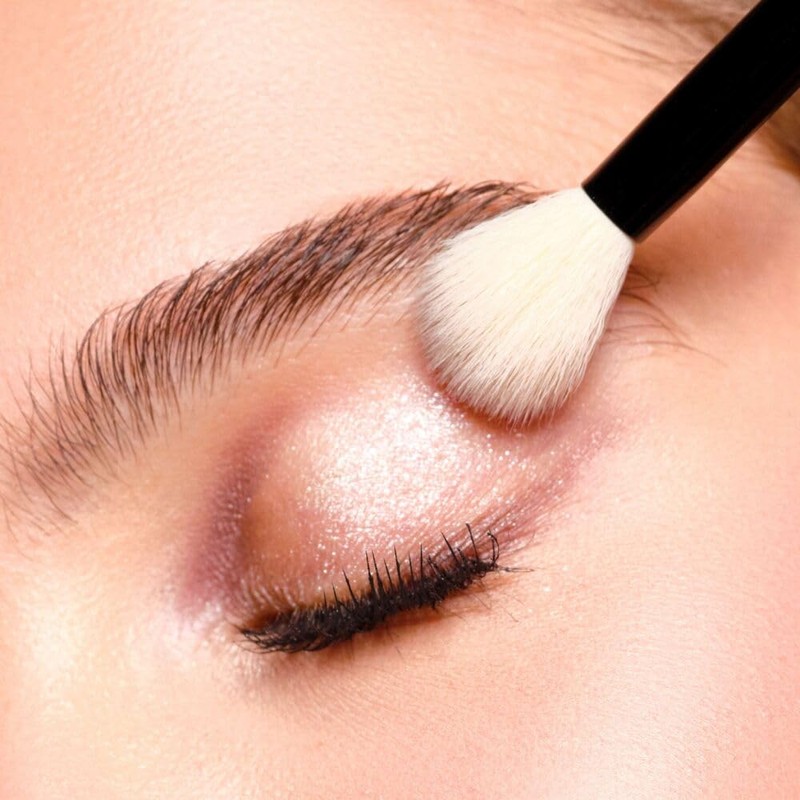 ARTDECO Blending Brush - Schattierpinsel zum Auftragen und Verblenden von