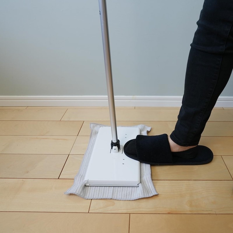 Tap mopper, tap and set the cloth. As seen in