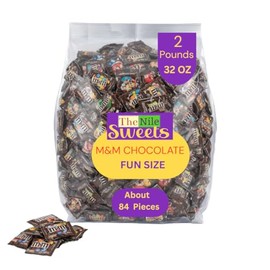 M&Ms Milk Chocolate Fun Size Candy - 2 LB (Approx. 45 Fun Size Packs) - Comes in a Sealed Bag - Perfect For Parties, Pinata, Office Bowl, Wedding Favors, Easter Baskets (TWO POUND)