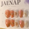 [Janef] Fluorescent lights on the backs of your hands for