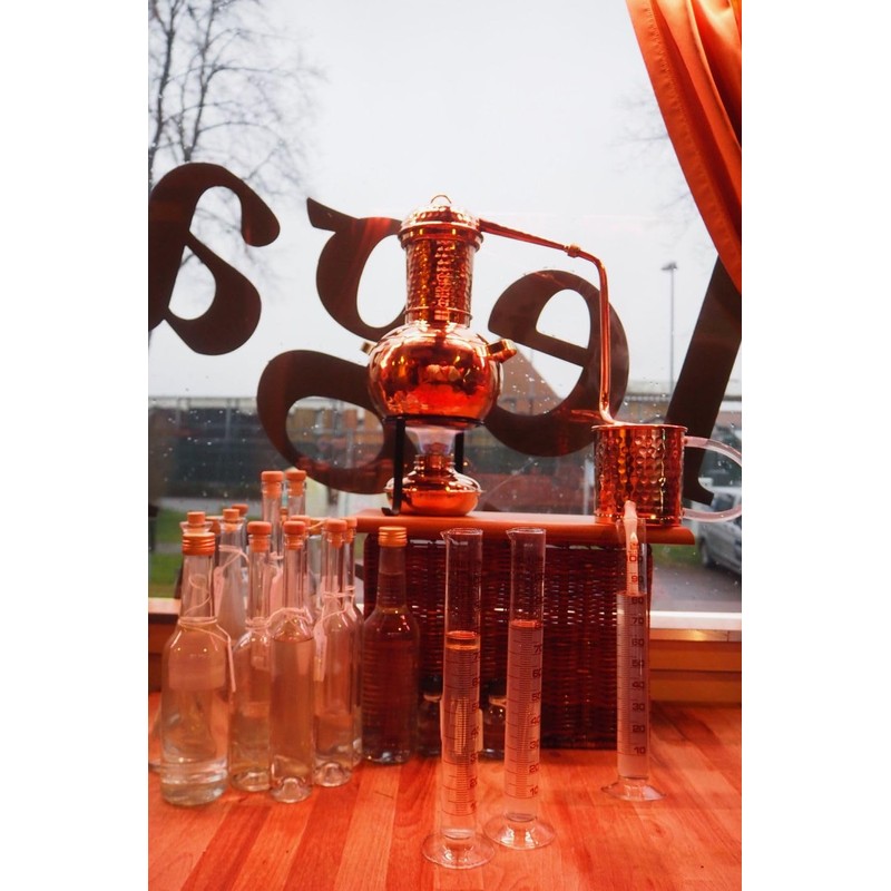 'Hecht' Measuring Cylinder 100 ml - Laboratory Glass