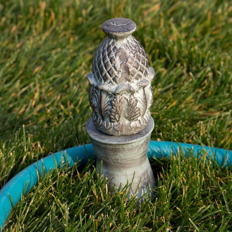 Clever Garden Heavy Duty Decorative Hose Guide - Pine, 1