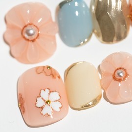 Sun&Beam Nails Handmade Press-On Short Round with Blue Pink Color Flower Design Charm Gold Cute False Nail Tips 10 Pcs (#100 S)