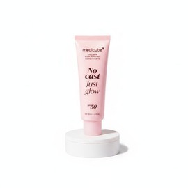 Medicube [Actress Sun Cream/High-quality glow] Medicube Collagen Glow Sun Cream 50ml / [여배우선크림/화잘먹 고급광] 메디큐브 콜라겐 글로우 선크림 50ml