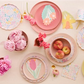 Meri Meri Servilletas de flores (paquete de 16), gruesas y absorbentes, servilletas en forma de flor desechables