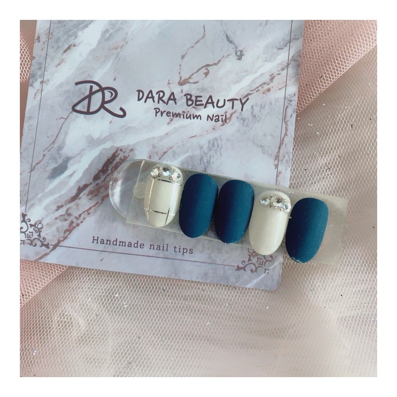 [Handmade Nail Tips] Feminine see-through checked nails / [수제네일팁] 여성스러운