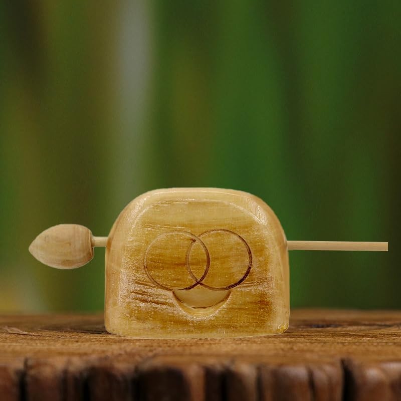 Mokugyo Camphor Wood Fish with Futon and Rattan Pattern for