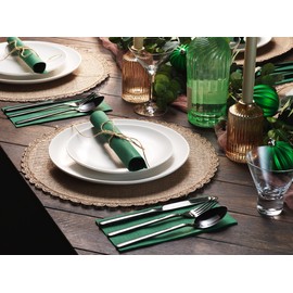 300 Pack Disposable Green Napkins Paper, 3-Ply, 12" x 17" Green Paper Napkins, Decorative Hand Guest Towels, For Wedding, Kitchen or Event