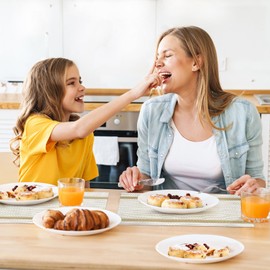 PullinTimes Placemats Set of 6,Table Placemats of PVC,Washable Non-slip Heat Resistant Dining Table Mats for Home Restaurant Hotel, 45CM x 30CM (White)