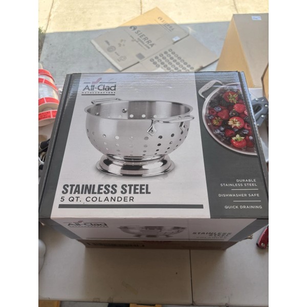 ALL-CLAD Classic Stainless Steel 5 Qt Colander Strainer