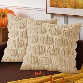 Benjia Fall 18x18 Throw Pillow Covers Set of 2, Autumn Rust Pumpkin Throw Pillow Cases Soft Plush Faux Fur Wool 45 x 45 cm Autumn Cushion Case for Indoor Home Bedroom Couch Sofa Decor (Beige)