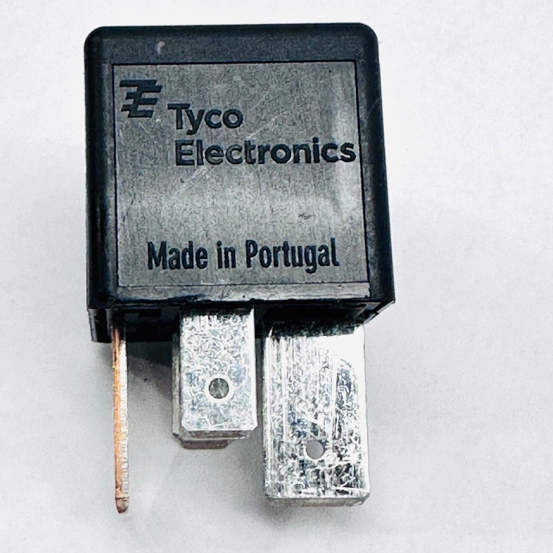 Relay TYCO ELECTRONIC CAR RELAY - 24VDC F7-11H11 / V23134-J65-X83