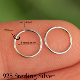 6mm Cartilage Helix Tragus Nose Small Silver Huggie Hoop Earrings for Women, 22 Gauge (Silver, 6mm 22 gauge / 1 pair) (Silber, 6mm 22 gauge / 1 pair)