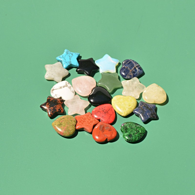 YUEBAYUE 20PCS Heart Shaped and Pentagram Healing Crystals Set,Natural Crystals