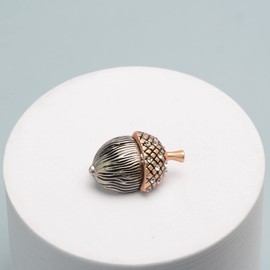 Vintage Brown Pinecone Brooch for Women - Cute Small Steel Brooch Pin