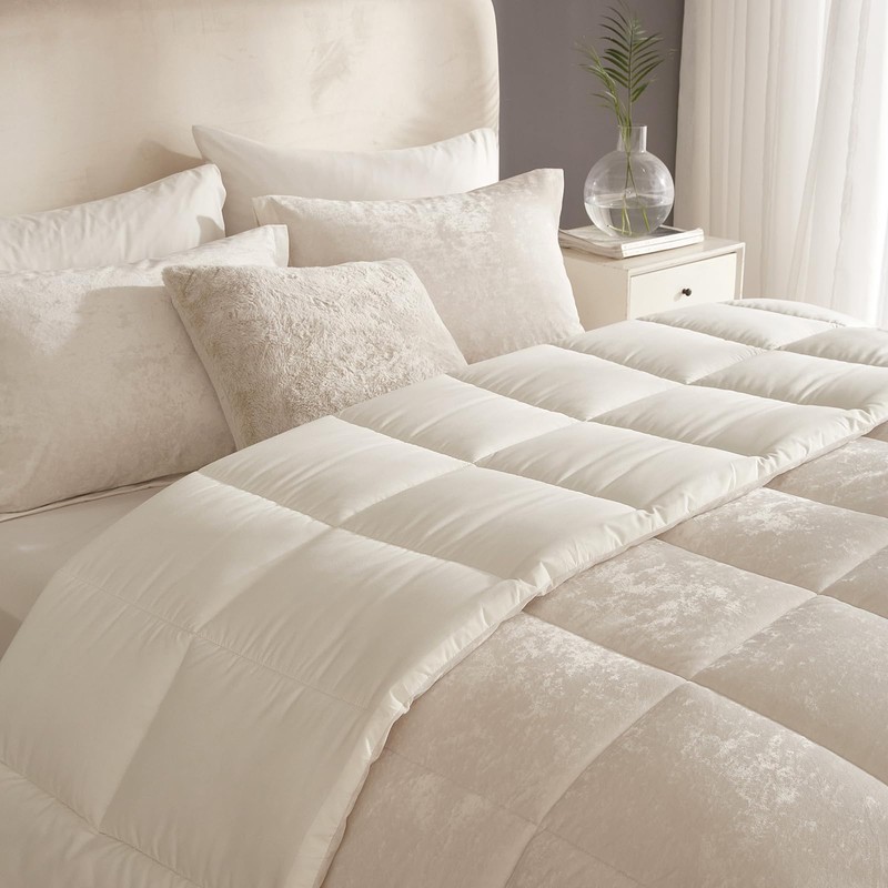 HYPREST Velvet Comforter King,3 Pcs Luxury Elegant Velvet Duvet,Ultra Soft