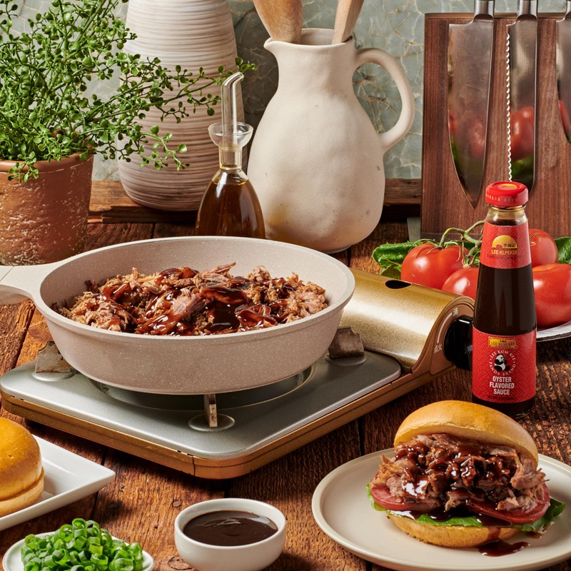 Panda Oyster Sauce, 18 oz