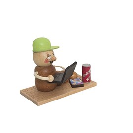 Kuhnert Rudi - with computer