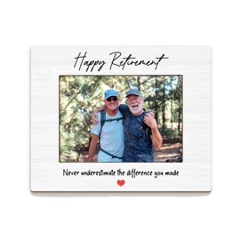 Beliran Happy Retirement Gifts Picture Frame 5x7, Retirement Gifts for Coworkers Women Men Photo Frame, Never Underestimate the Difference You Made Wooden Picture Photo Frames for Desk Home Room Decor