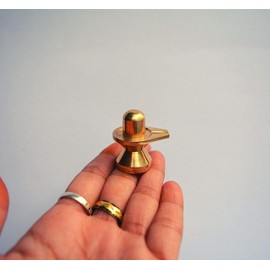 Brass Shivling Shiva Shiv Parivar Sculpture Murti Idol Family Statue (1.25"inch, 55 Gram) Decorative Worship Lord Shankar Shiv Lingam Hindu Gods for Home Temple Pooja Deity Metal Idol Vastu Gift