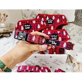 Pet Pooch Boutique Winter Wonderland Dog Collar S - Small (11-17 inch), Red, Exclusive Print Design
