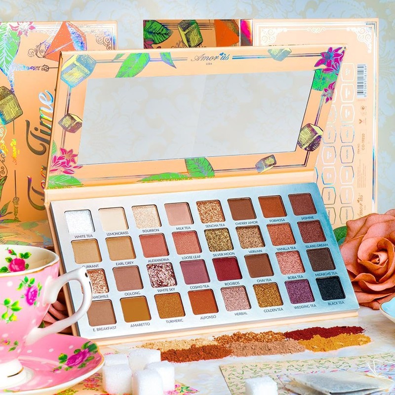 TEA TIME FANTASY paleta de sombras Amor Us